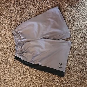 Under Armour shorts boys YM